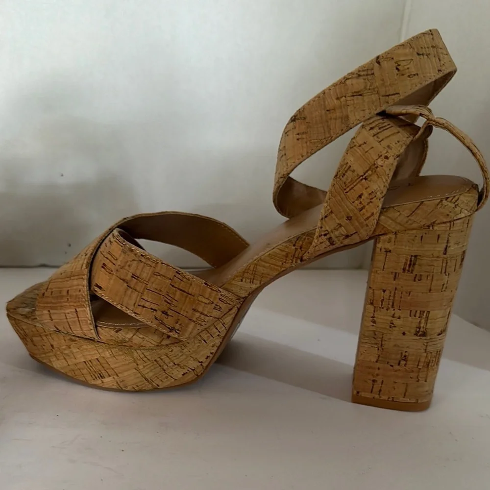 Torrid Women's Cork Platform Sandals - Size 7W - Wide Fit - Crisscross Straps